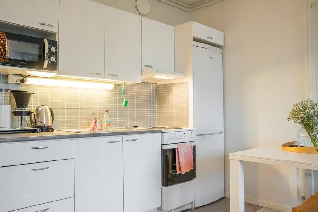 Arctic Downtown Dream: Cozy City Studio Rovaniemi Luaran gambar