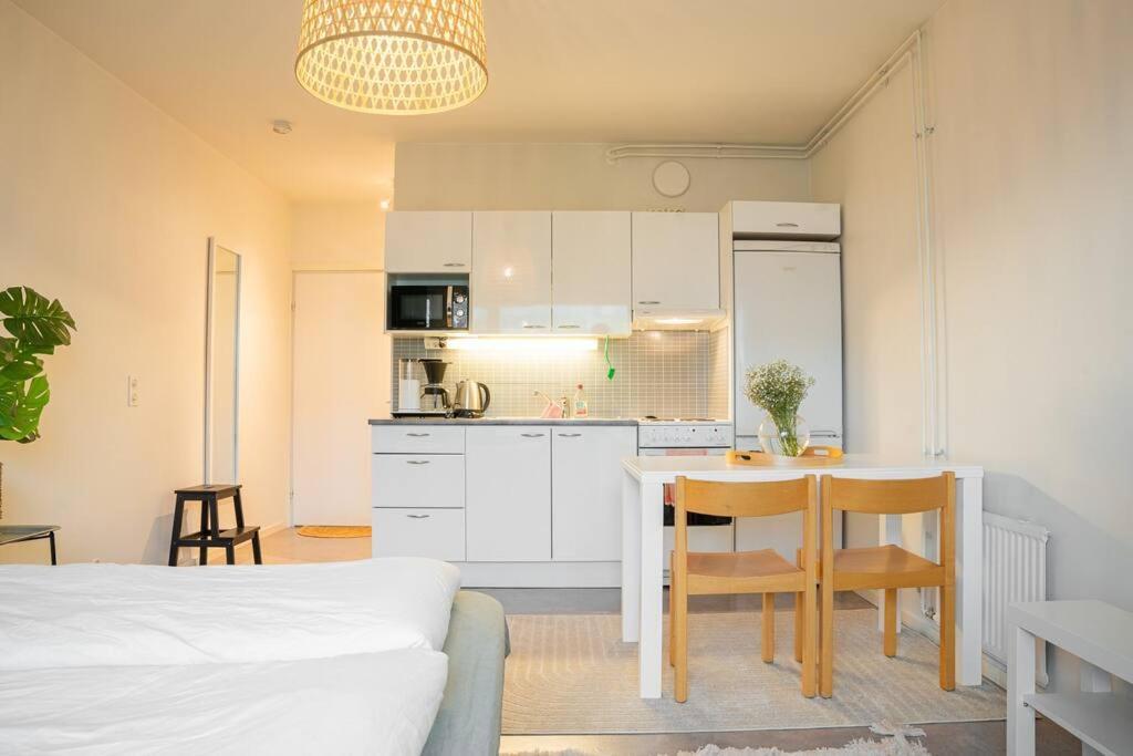 Arctic Downtown Dream: Cozy City Studio Rovaniemi Luaran gambar