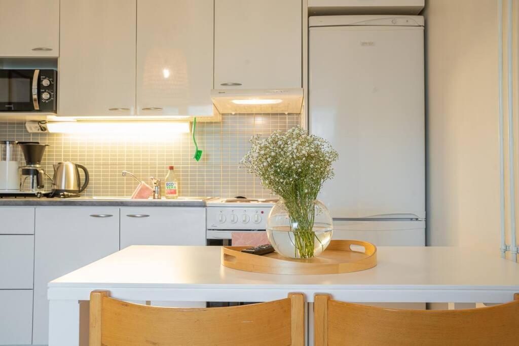 Arctic Downtown Dream: Cozy City Studio Rovaniemi Luaran gambar
